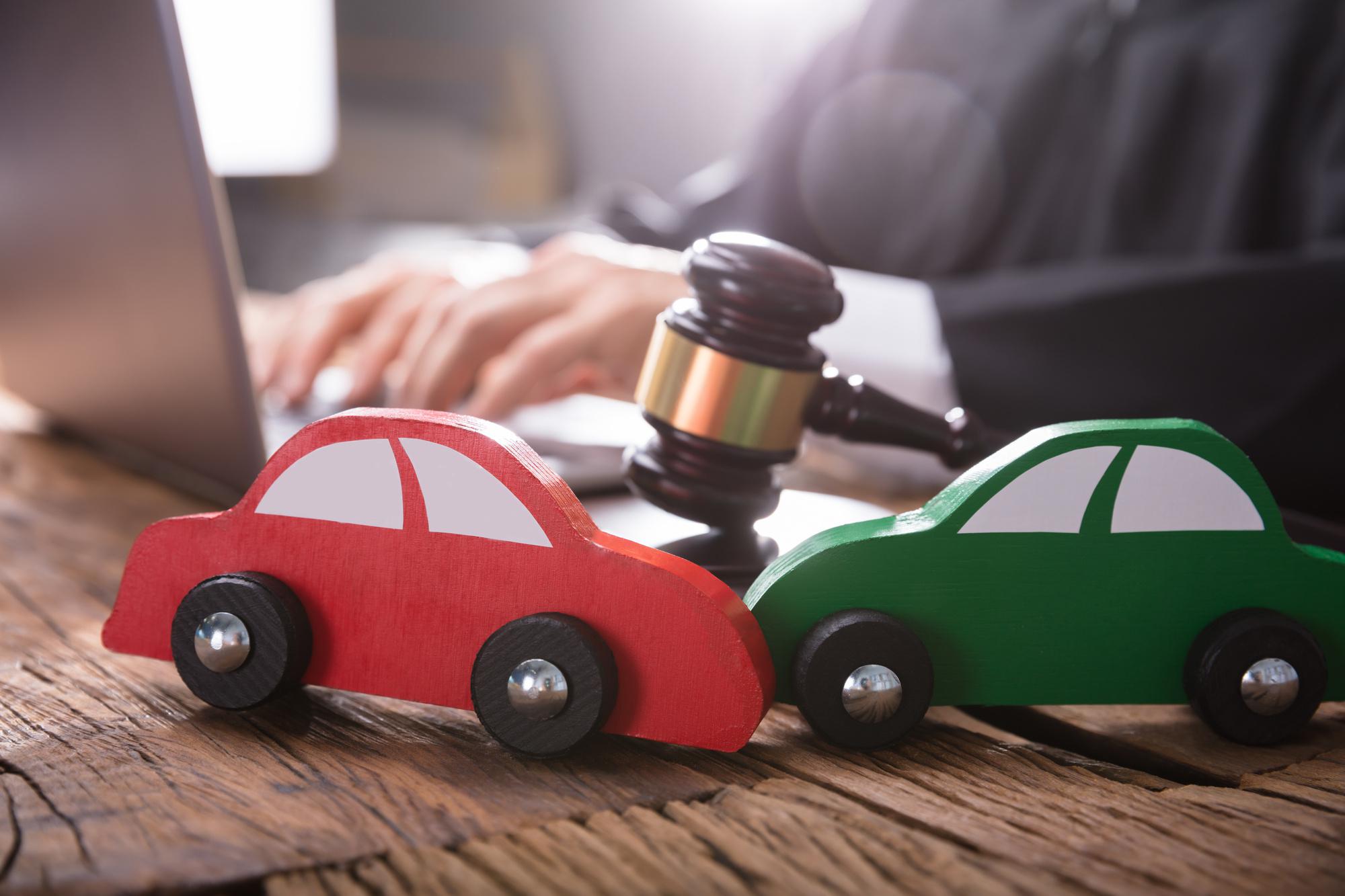 This Is How to Hire the Best Car Accident Lawyer - Munchkin Press